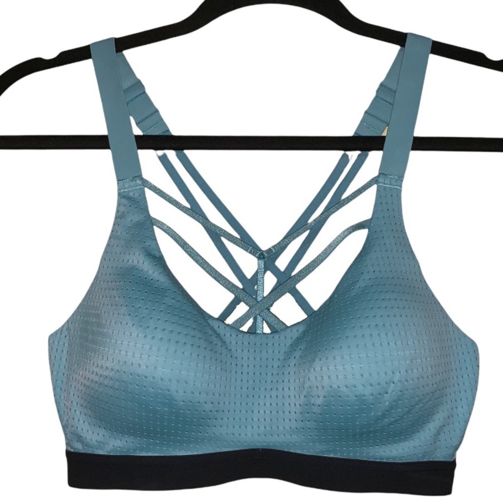 VS Lightweight Blue Strappy Sports Bra Sz 32C